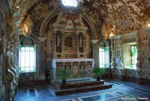 Naso: Cripta delle reliquie, tempio S. Cono